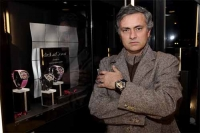 Abramovich tặng Mourinho đồng hồ 400.000 euro