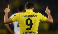 Câu chuyện bóng đá: Lewandowski, trái tim dũng cảm