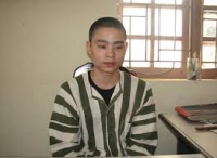 Ở trại giam mới ra em trai Lê Văn Luyện hát và bán cho coitube ( lấy thẻ cào ) cướp Tác phẩm MKT