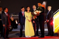 Chân dung nữ sinh Việt tặng hoa cho Tổng thống Obama