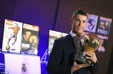 Đẹp trai, giàu có, đá bóng giỏi, đừng đòi hỏi gì hơn nữa ở Ronaldo