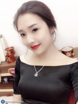 Hotgirl Phương Thảo - Nhìn là yêu