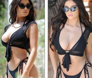 Demi Rose diện áo tắm bốc lửa khoe vòng ba ngoại cỡ