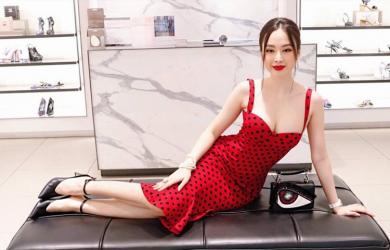 Angela Phương Trinh tạo dáng như tiên cá - cong quá