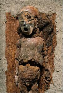 Kinh ngạc trước xác ướp còn nguyên vẹn sau hàng thế kỷ trong sa mạc