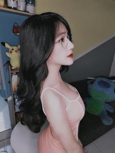 Xưng 'tao' với CĐM, nữ streamer từng bị gạ 'show vùng nhạy cảm 18+' tuyên bố trình độ ăn đứt trẻ trâu